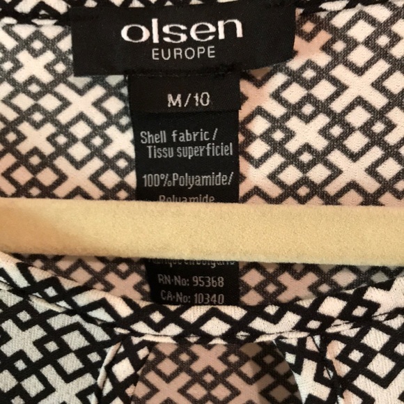 Skirt and top - Picture 2 of 4